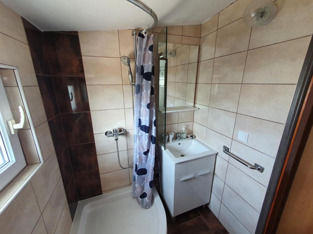 Apartmani Deak ヴィル エクステリア 写真